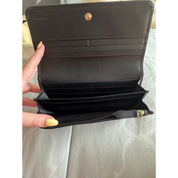 Burberry Long Black Continental Wallet - Picture 4 of 12